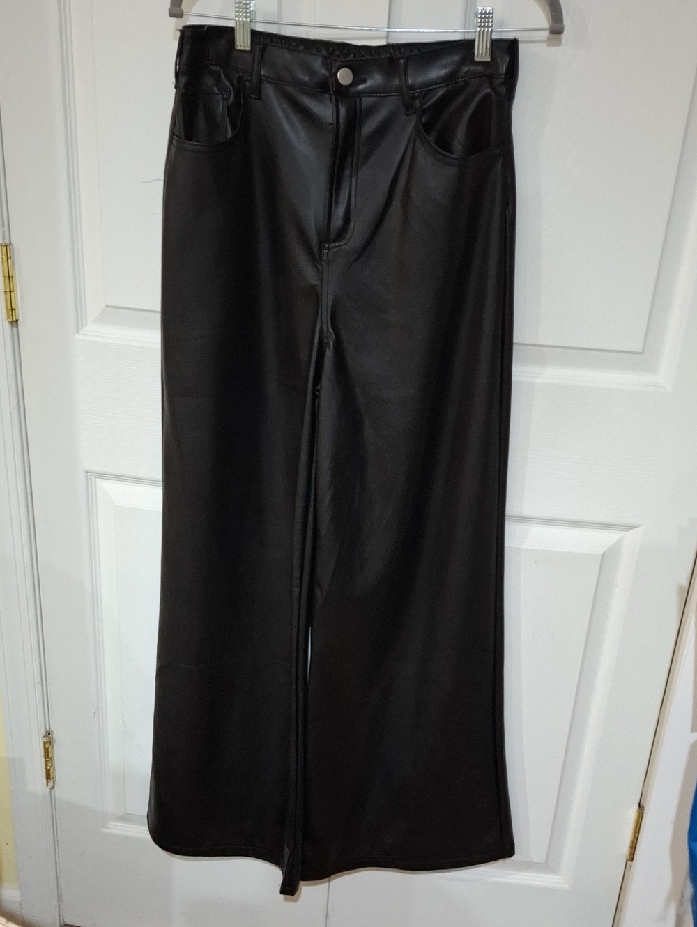 Black Vegan Leather Wide Leg Pants Size Large.